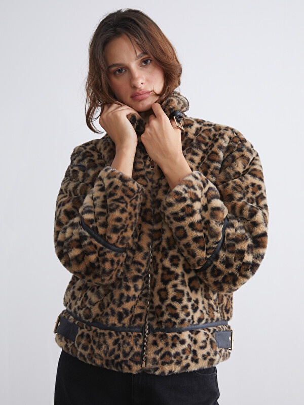LCW Vision Dik Yaka Leopar Desenli Kadın Mont