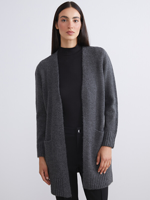 LCWAIKIKI Classic Cardigan en Tricot à Col Châle pour Femmes