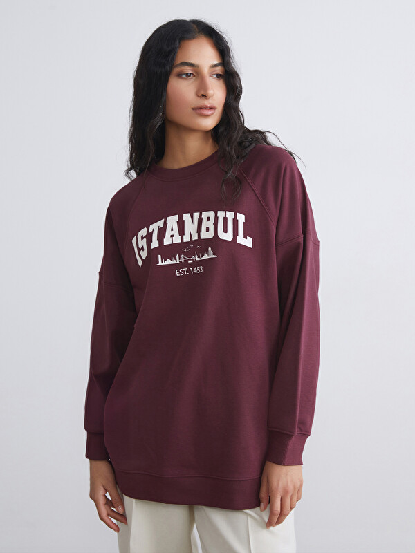 LCW Modest İstanbul Baskılı Oversize Kadın Sweatshirt Tunik