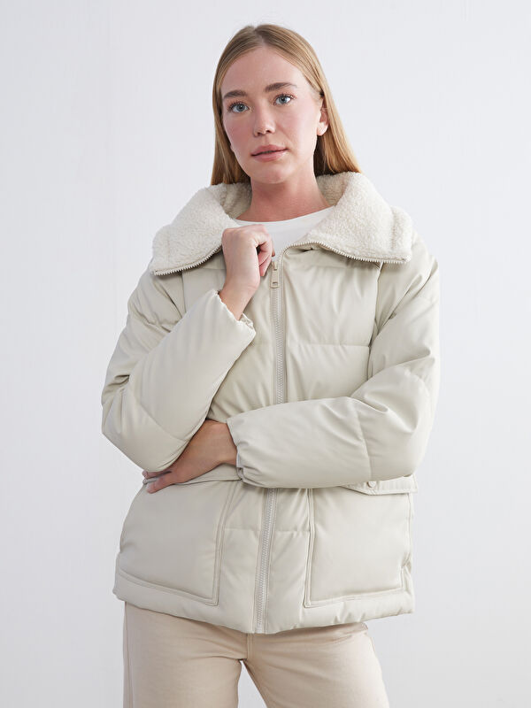 LCWAIKIKI Classic Kürk Yaka Oversize Kadın Şişme Mont