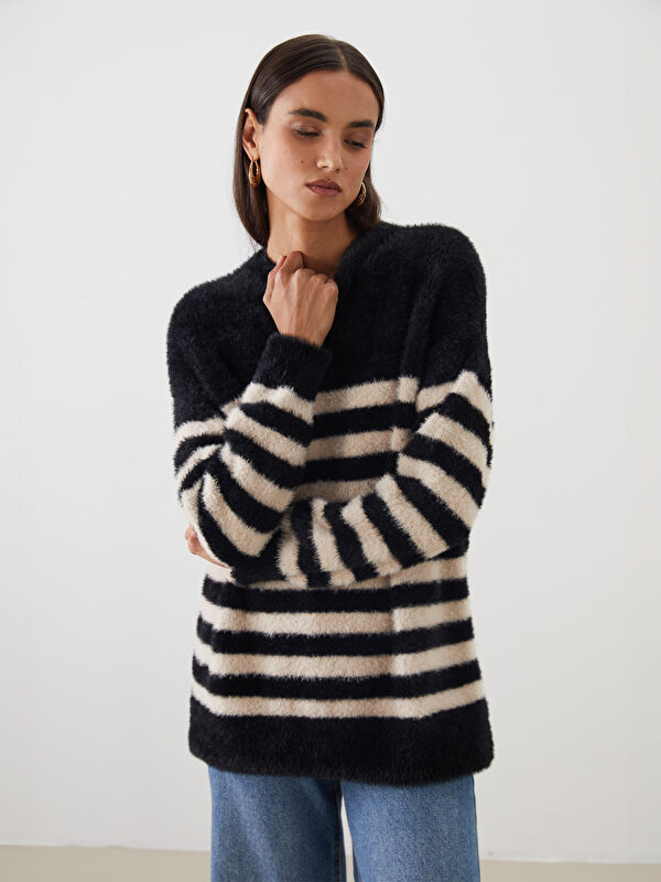 LCW Modest Bisiklet Yaka Çizgili Kadın Triko Tunik