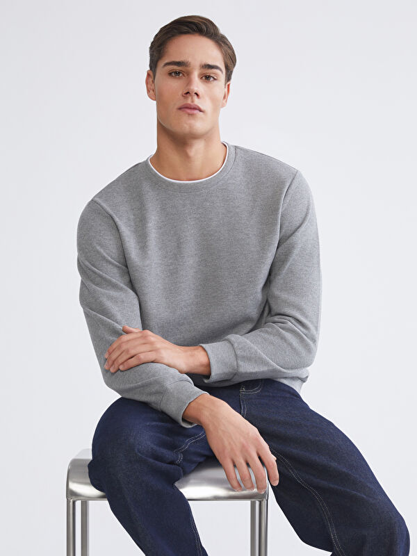 LCWAIKIKI Classic Bisiklet Yaka Erkek Sweatshirt