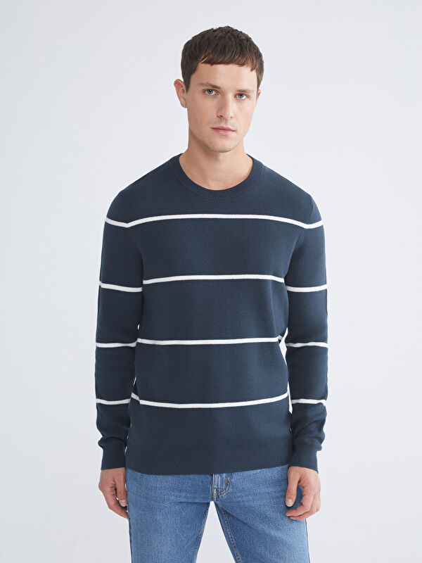 LCWAIKIKI Classic Crew Neck Striped Men's Knitwear Sweater