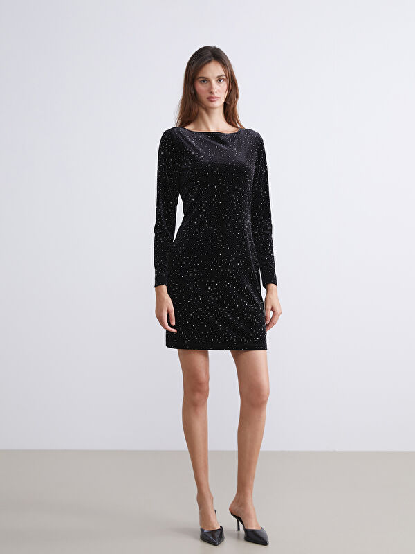 LCWAIKIKI Classic Schulterfreies Samtkleid mit Strasssteinchen, Mini