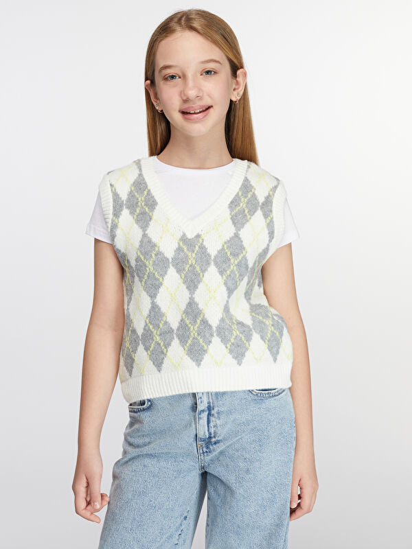 LCW Kids V Yaka Kız Çocuk Triko Süveter