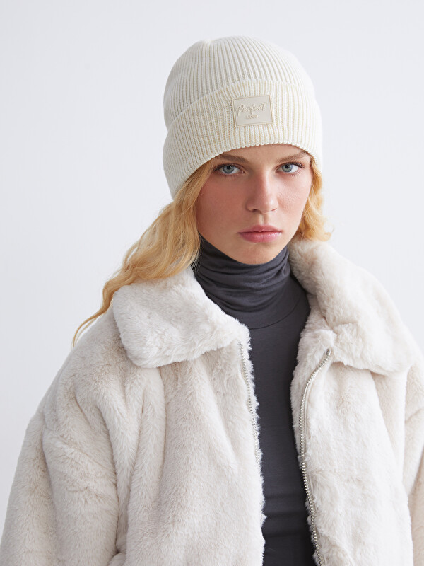 LCW ACCESSORIES Etiket Nakışlı Kadın Bere