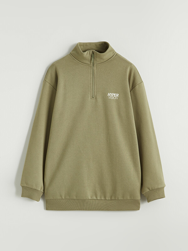 LCW Kids Dik Yaka Erkek Çocuk Kalın Sweatshirt