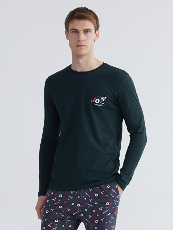 LC WAIKIKI Standart Kalıp Yılbaşı Temalı Erkek Pijama Takımı