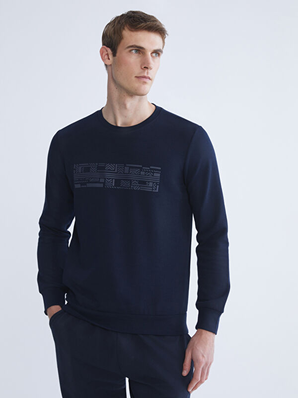 LCWAIKIKI Classic Bisiklet Yaka Baskılı Erkek Sweatshirt