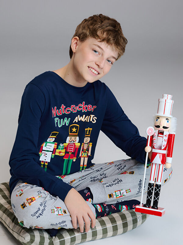 LCW Kids Bisiklet Yaka Baskılı Erkek Çocuk Pijama Takım