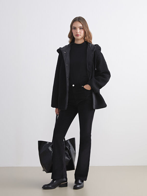 LCW Modest Dar Fit İspanyol Paça Kadife Kadın Pantolon
