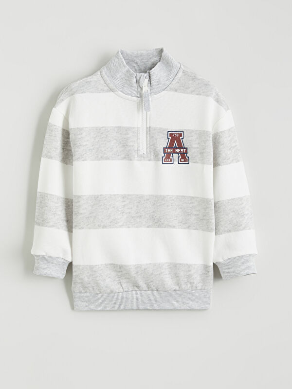 LCW Kids Dik Yaka Erkek Çocuk Sweatshirt