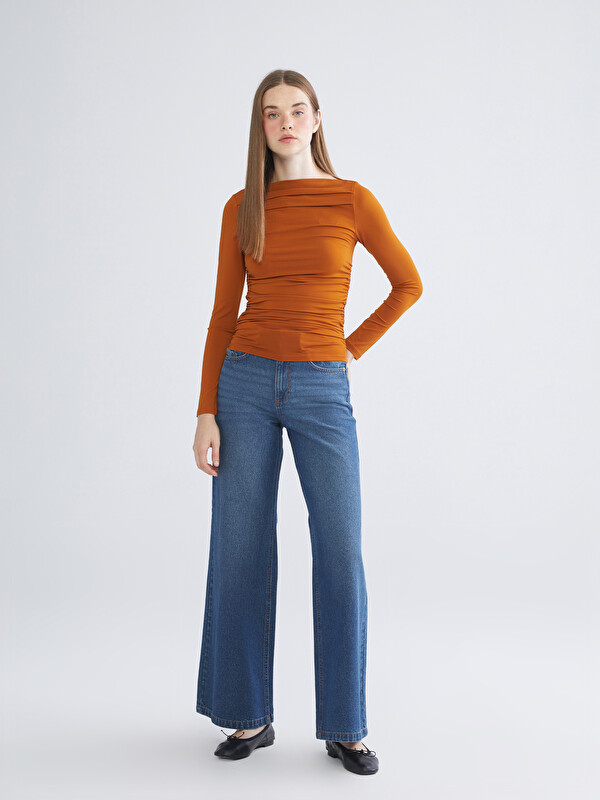 LCW Jeans جینزی ژنانەی قاچ فراوان