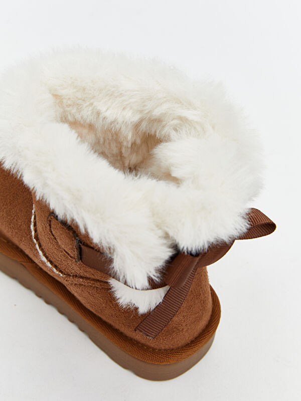 Süet Görünümlü Kız Bebek Bot - Görsel 7