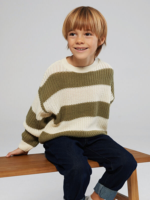 LCW Kids Crew Neck Boys' Knitwear Sweater