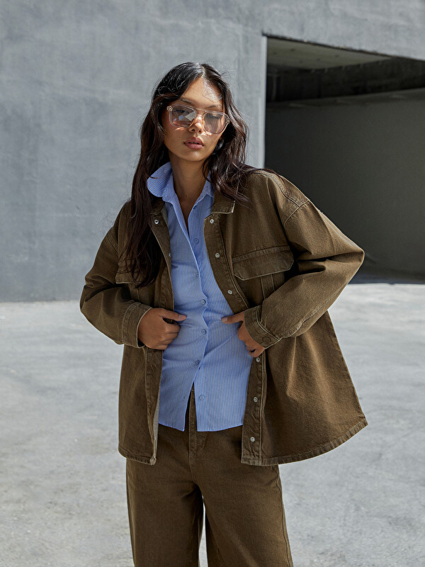 LCW Modest Gömlek Yaka Oversize Kadın Jean Ceket