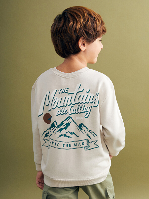 LCW Kids Bisiklet Yaka Erkek Çocuk Sweatshirt