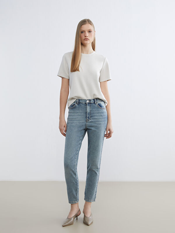 LCWAIKIKI Classic Beli Lastikli Mom Fit Kadın Jean Pantolon