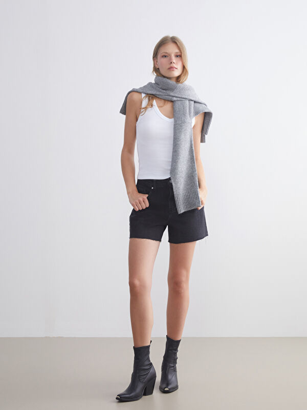XSIDE Mom Fit Yırtık Detaylı Kadın Jean Şort