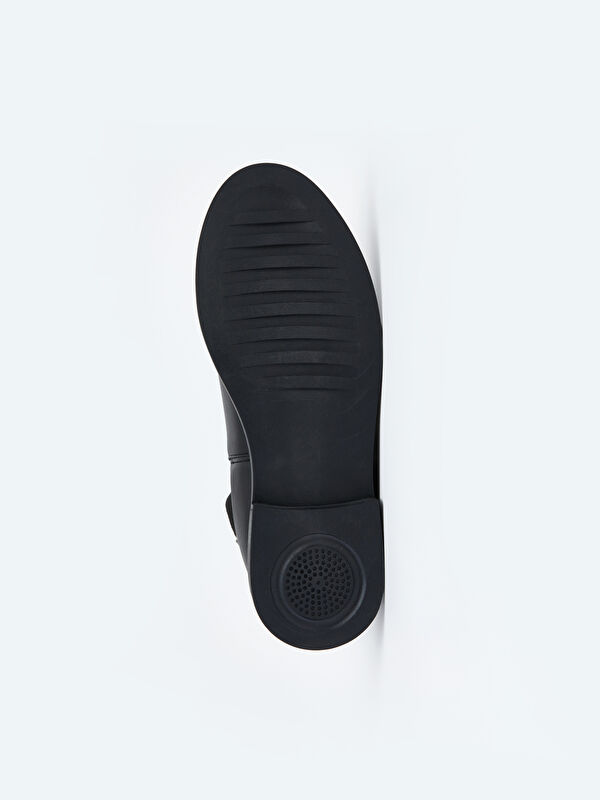 Deri Görünümlü Kadın Bot - Görsel 5