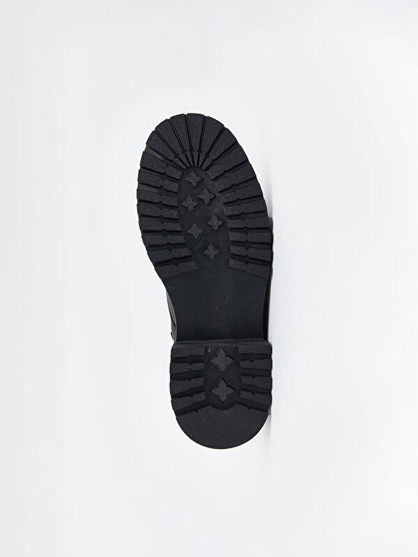 Deri Görünümlü Kadın Bot - Görsel 5