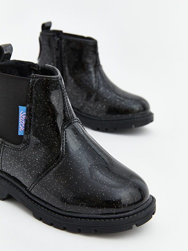 Parlak Görünümlü Kız Çocuk Bot - Görsel 4