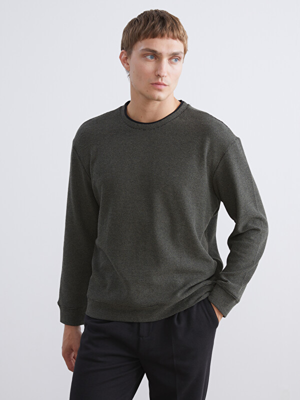 LCW Vision Bisiklet Yaka Erkek Sweatshirt