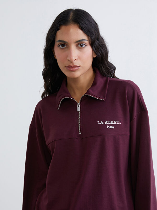 LCW Modest Dik Yaka Nakışlı Oversize Kadın Sweatshirt Tunik