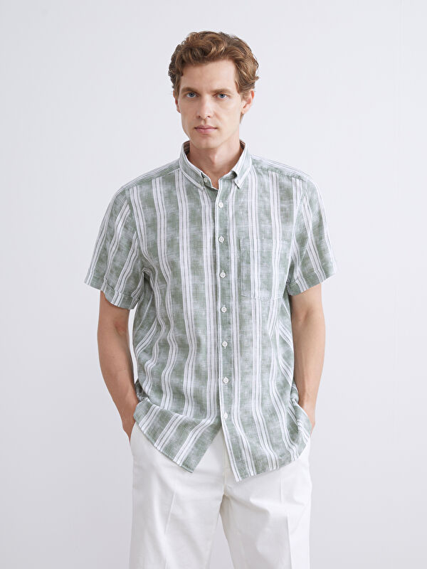 LCWAIKIKI Classic Regular Fit Kısa Kollu Çizgili Poplin Erkek Gömlek