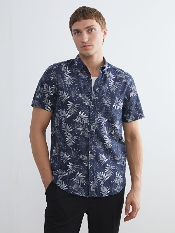 LCWAIKIKI Classic Regular Fit Kısa Kollu Desenli Poplin Erkek Gömlek