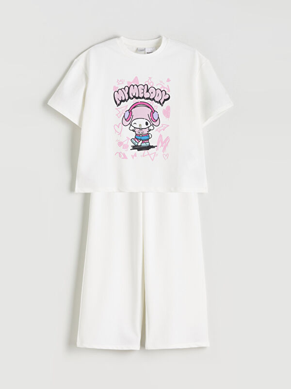 LCW Kids Bisiklet Yaka My Melody Baskılı Kız Çocuk Tişört ve Eşofman Altı