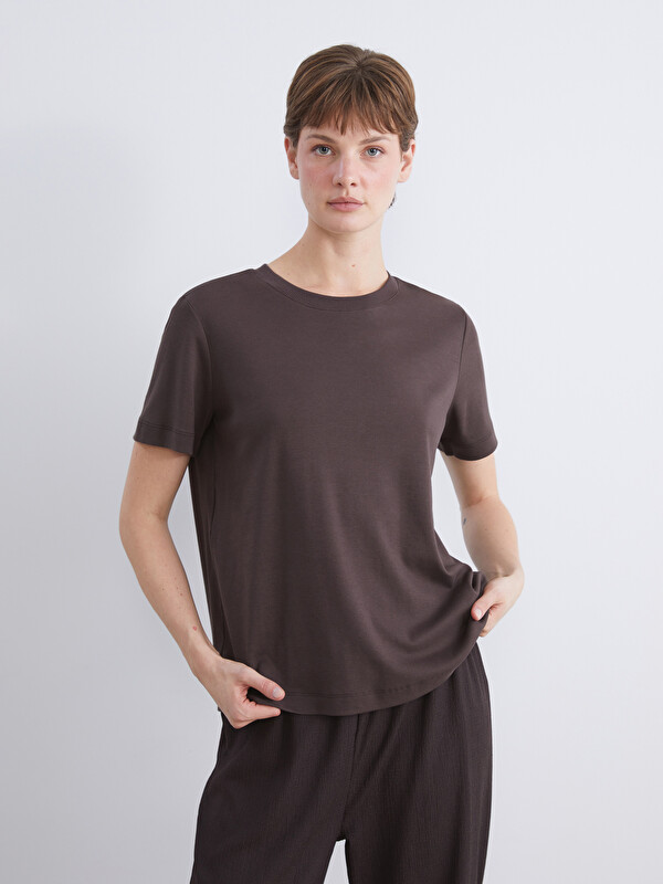 LCW Comfort Bisiklet Yaka Kadın Tişört