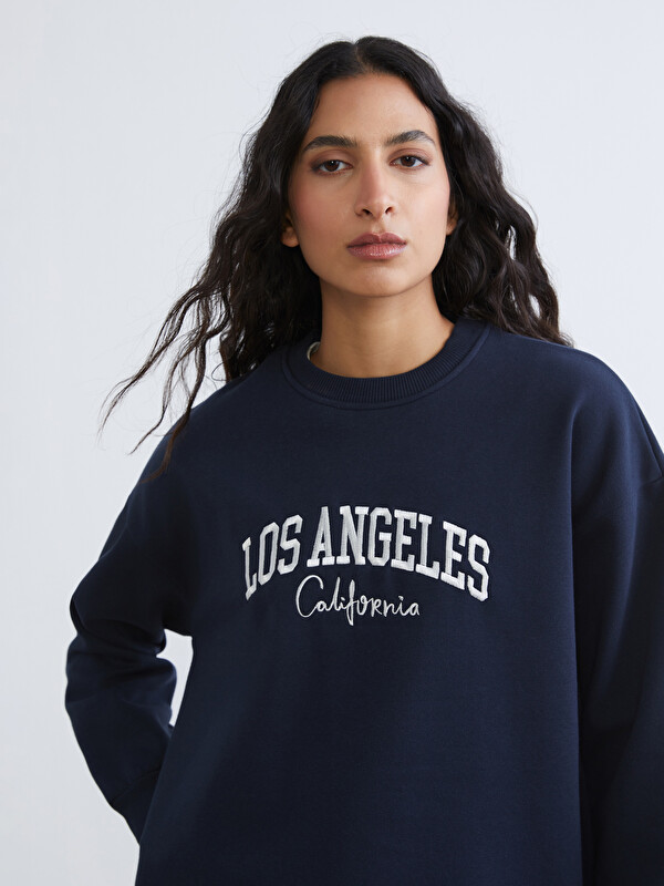 LCW Modest Nakışlı Kadın Kalın Sweatshirt Tunik