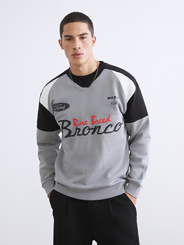 XSIDE V Yaka Ford Baskılı Erkek Sweatshirt
