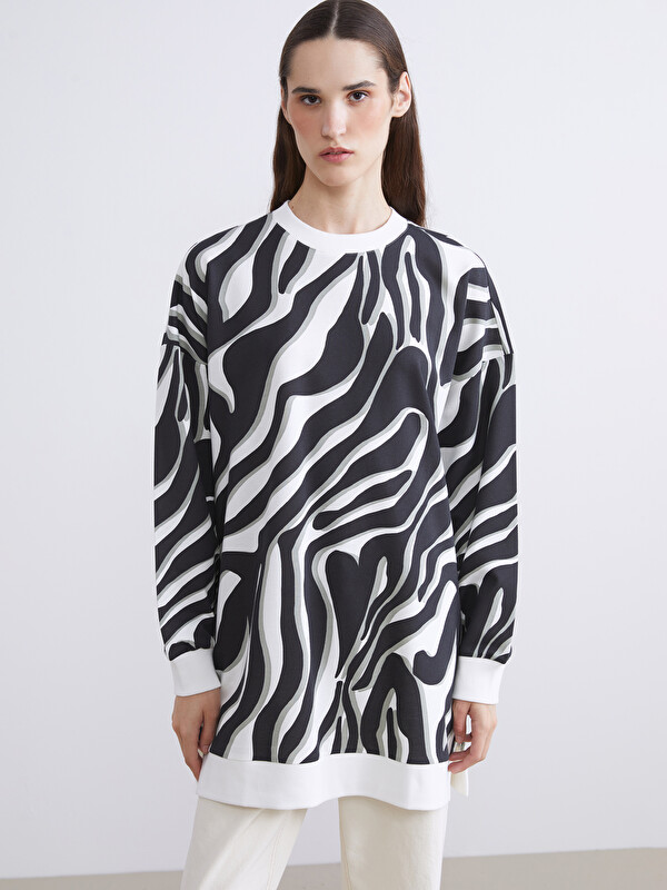 LCW Modest Büyük Beden Desenli Kadın Sweatshirt Tunik