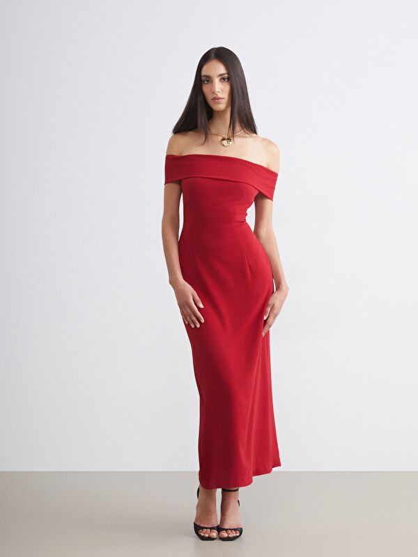 Soulife Kayık Yaka Yırtmaçlı Bodycon Elbise