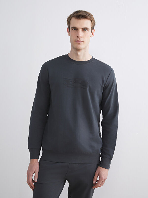 LCWAIKIKI Classic Bisiklet Yaka Baskılı Erkek Sweatshirt