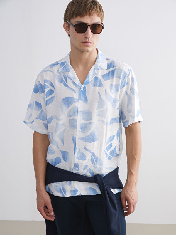 LCW Vision Regular Fit Resort Yaka Kısa Kollu Desenli Erkek Gömlek