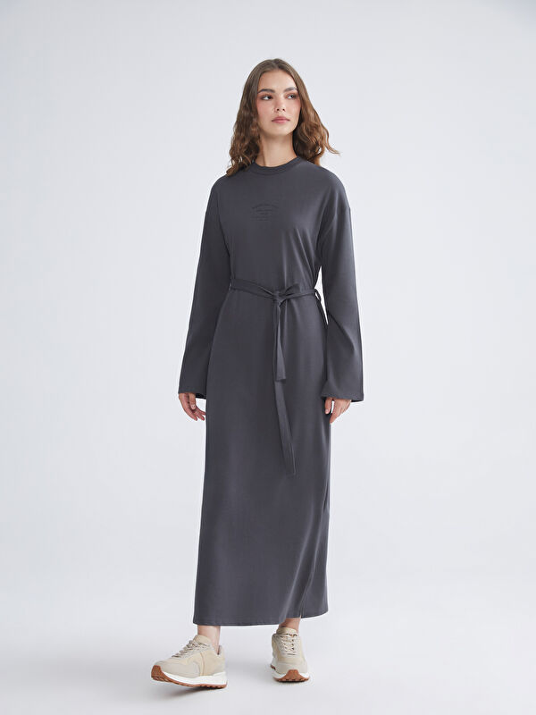 LCW Modest Bisiklet Yaka Nakışlı Elbise