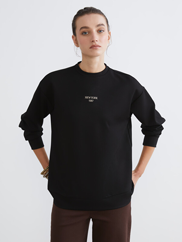 LCW Comfort New York Nakışlı Kadın Sweatshirt