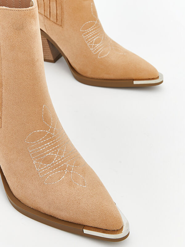 Süet Görünümlü Kadın Bot - Görsel 4