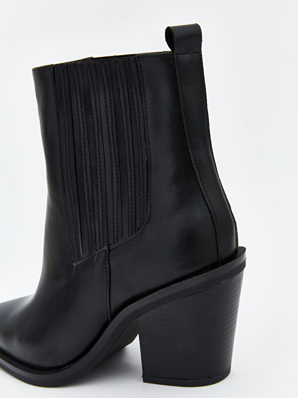 Deri Görünümlü Kadın Bot - Görsel 6