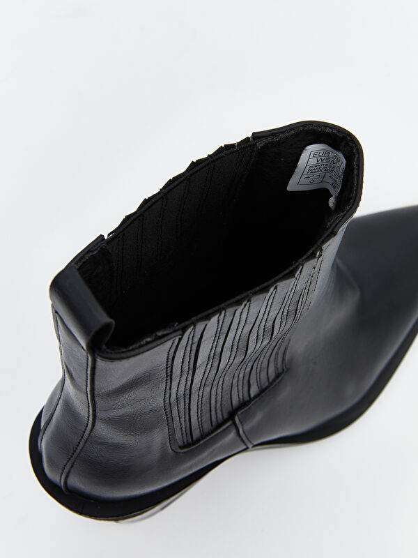 Deri Görünümlü Kadın Bot - Görsel 7