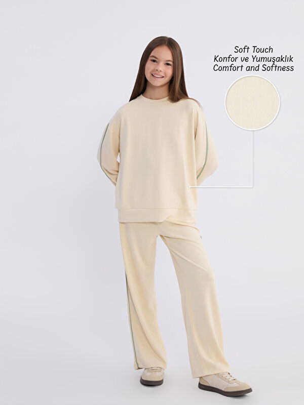 LCW Kids Bisiklet Yaka Kız Çocuk Soft Touch Eşofman Takım