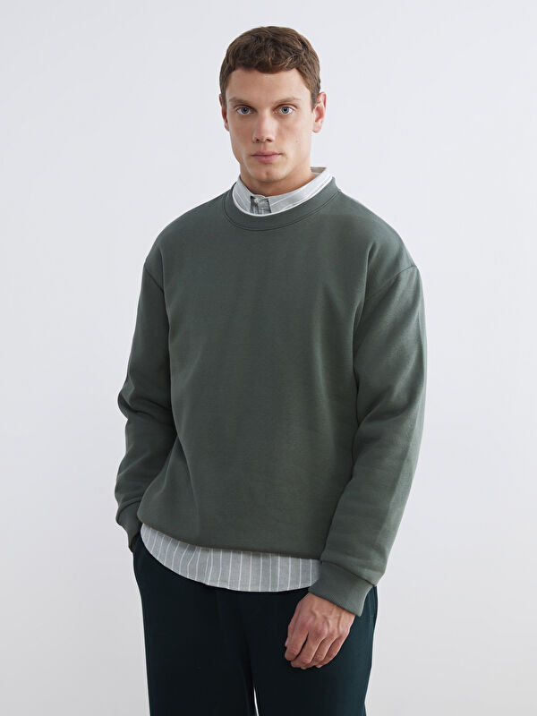 LCW Vision Bisiklet Yaka Erkek Kalın Sweatshirt