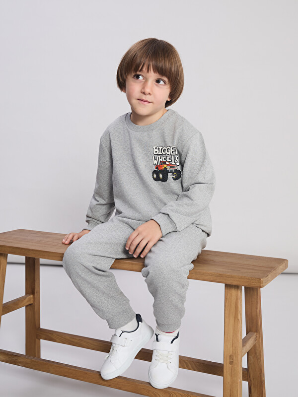 LCW Kids Baskılı Erkek Çocuk Sweatshirt ve Eşofman Altı