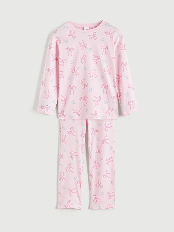 LCW Kids Bisiklet Yaka Fiyonk Baskılı Kız Çocuk Pijama Takımı