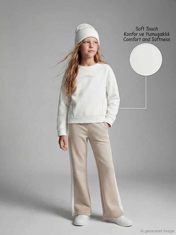 LCW Kids Bisiklet Yaka Kız Çocuk Soft Touch Sweatshirt ve Eşofman Altı