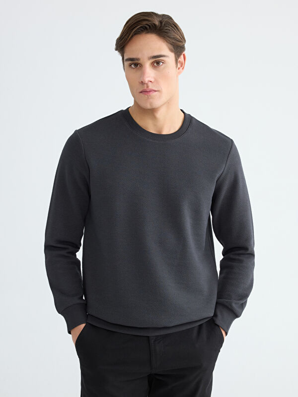 LCWAIKIKI Classic Bisiklet Yaka Erkek Sweatshirt