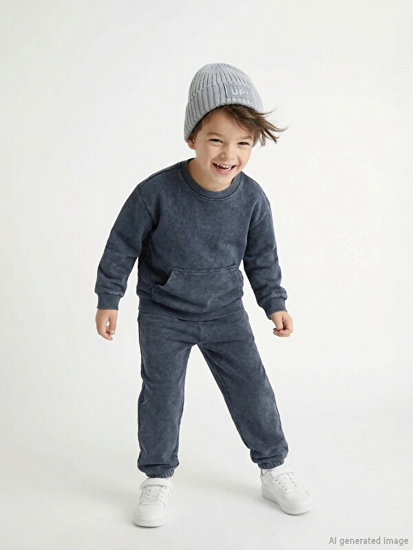 LCW Kids Bisiklet Yaka Erkek Çocuk Eşofman Takımı